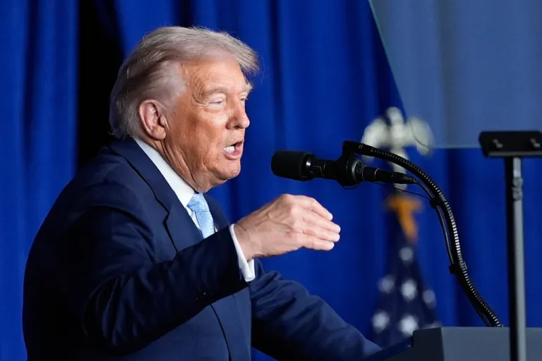 The Federal Railroad Administration is slow-playing a decision due in January on expanding automated track inspections, which industry insiders say could put them in direct conflict with President Donald Trump’s artificial intelligence and deregulatory agendas. 