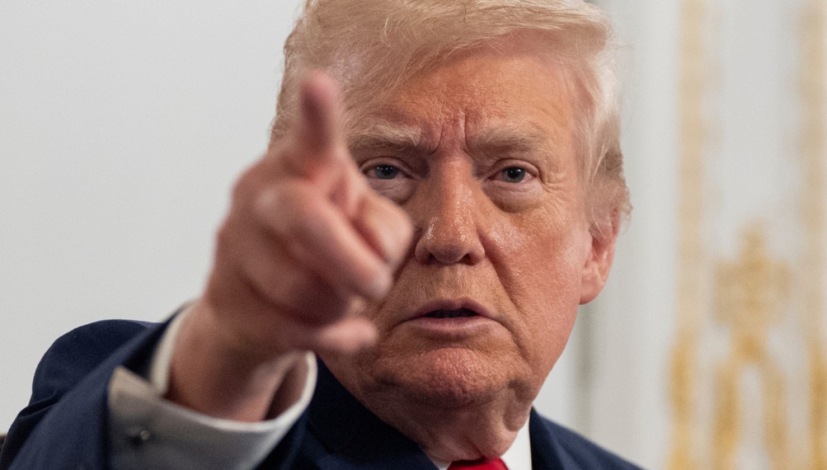 Trump’s approval rating sinks to lowest in second term