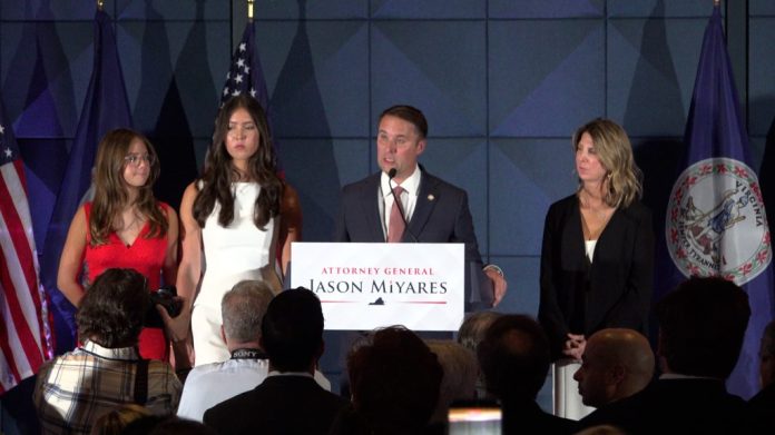 Crowd wants Jason Miyares to run for Virginia Governor next term
