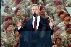 Army Secretary Dan Driscoll visits Ukraine with Kyiv pessimistic about renewed negotiating efforts