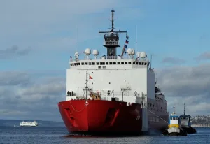 Coast Guard agrees to contract for new class of arctic cutters