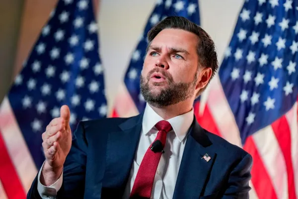 What can JD Vance do to stay ahead of the pack for 2028?