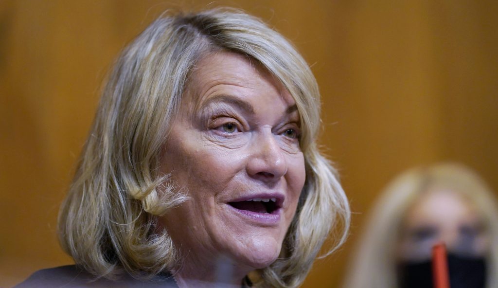 Cynthia Lummis becomes 11th senator to walk away from upper chamber in 2026