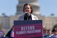 Top anti-abortion activists call on Trump to fire FDA chief
