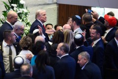 Trump peace plan passes in Knesset despite boycott over mention of Palestinian statehood