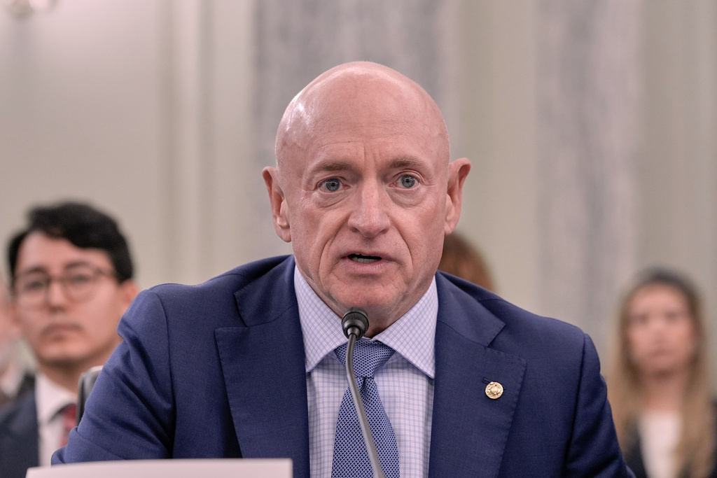 Sen. Mark Kelly tells Trump to submit defense budget that ‘makes sense’