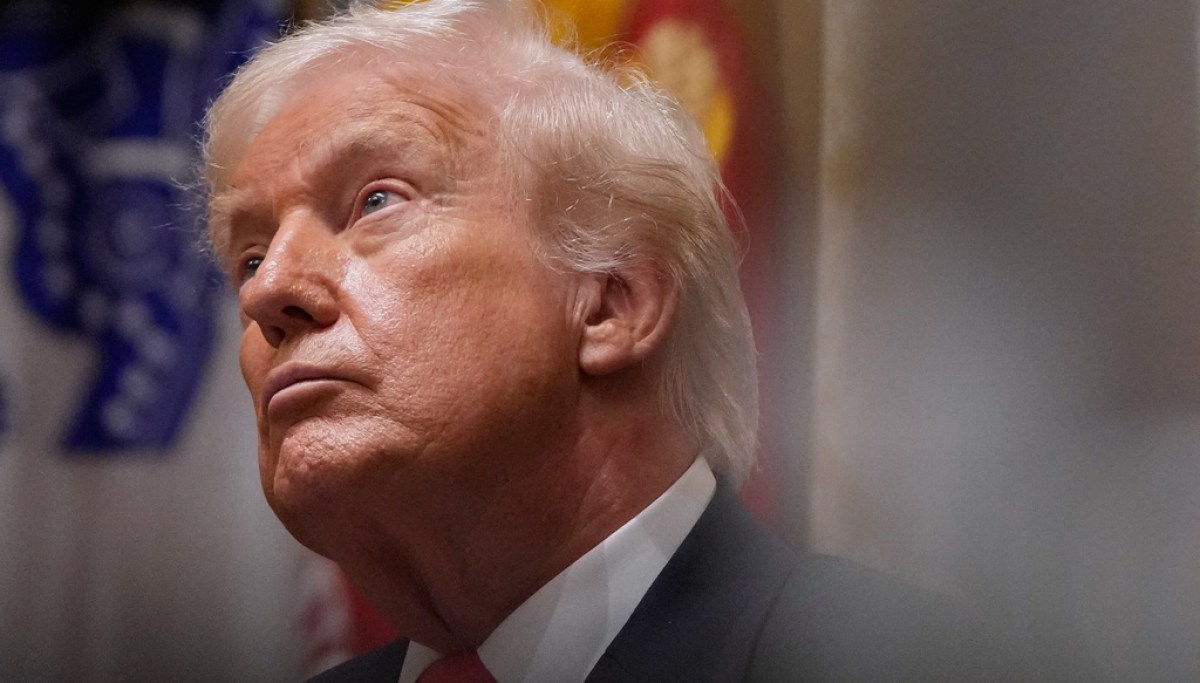 Trump unloads on Tim Walz and Ilhan Omar over Minnesota fraud scandal and says country is at a tipping point