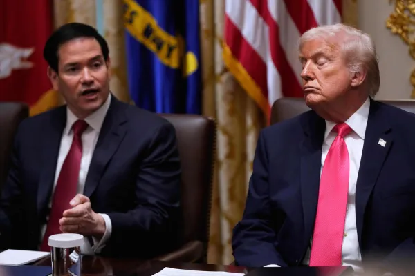 Trump plays kingmaker with 2028 field as lame-duck era looms