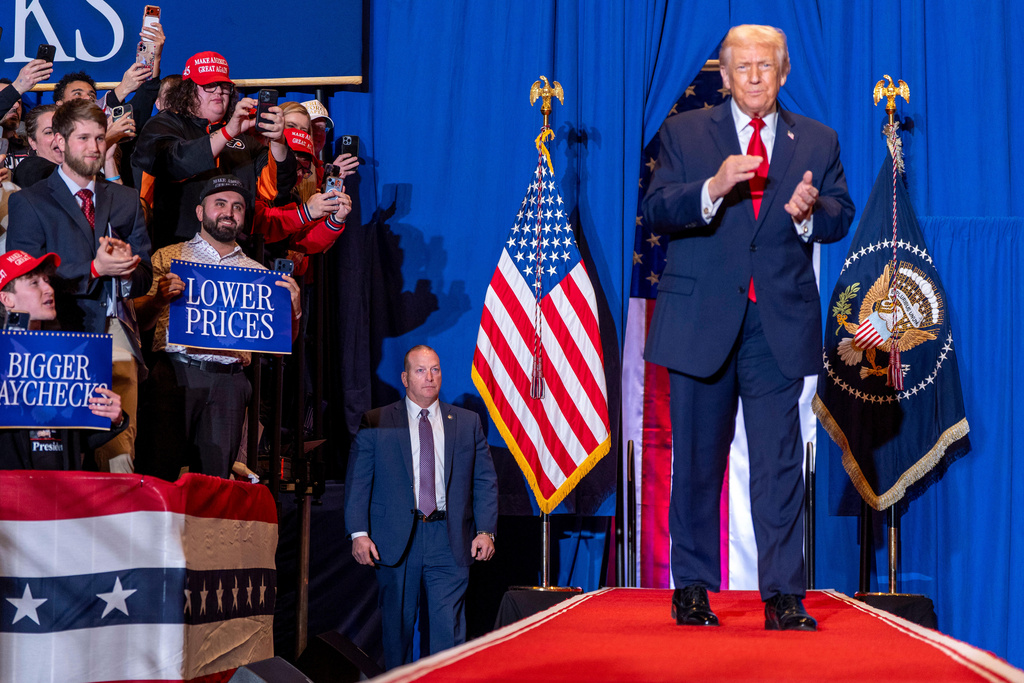 ‘Doom loop’ loosens around Trump and GOP in start of ‘turnaround’