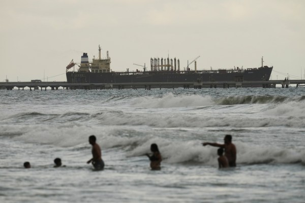 Trump orders two-month ‘quarantine’ of Venezuelan oil