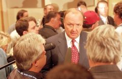 Tom Hicks, 1946-2025