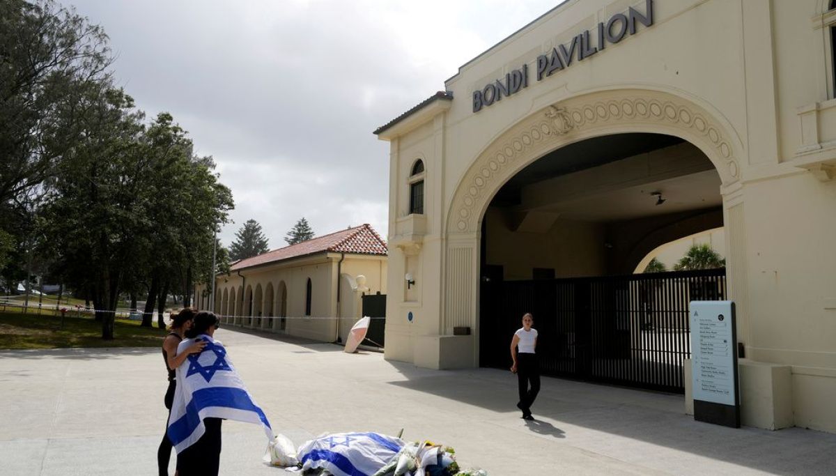 Democrats blame guns, not evil, for Bondi Beach and Brown University shootings