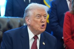 DC appeals court sides with Trump on removing Democratic appointees from independent agencies