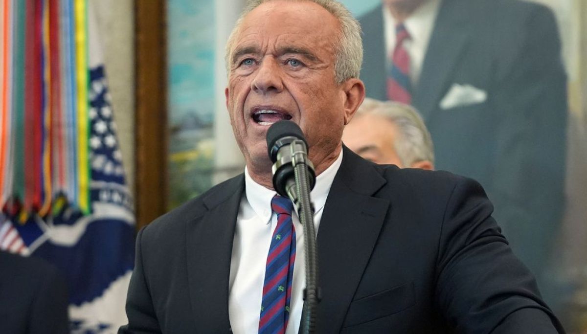 HHS uses Franklin imagery despite publisher’s objections to ‘unauthorized use’ after Hegseth post