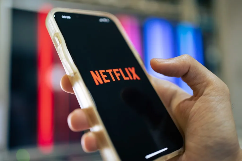 With the Warner Bros. deal off the table, Netflix should focus on regaining trust