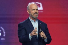 Heritage Foundation staffers quit and join Mike Pence foundation
