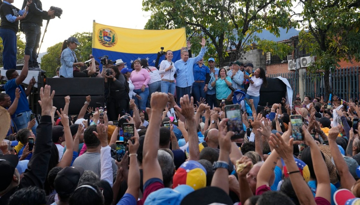 Europe pushes Venezuelan opposition to lead as Trump seeks to puppet Maduro’s vice president