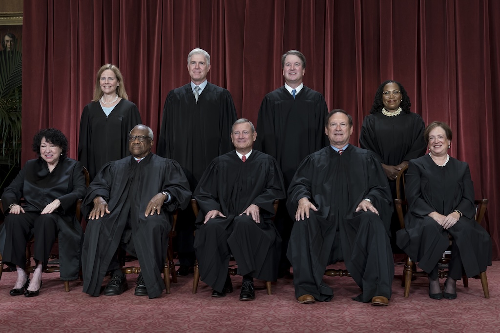 Supreme Court still trusted to make the right ruling despite contentious cases, poll shows