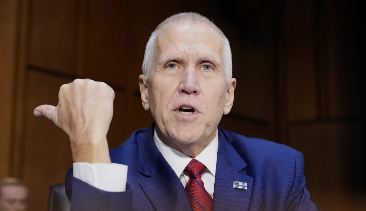 Thom Tillis questions new DOJ fraud role’s independence from Trump 