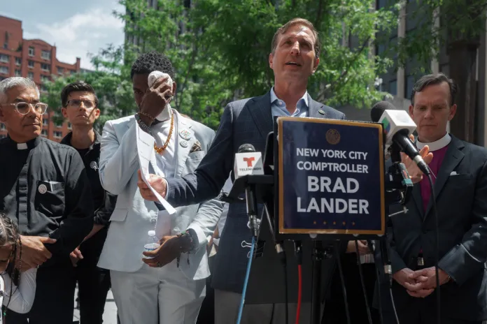 Teamsters backs Goldman over Lander after incumbent launched campaign