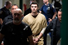 Man impersonated FBI agent in attempt to free Luigi Mangione from jail: Court filing