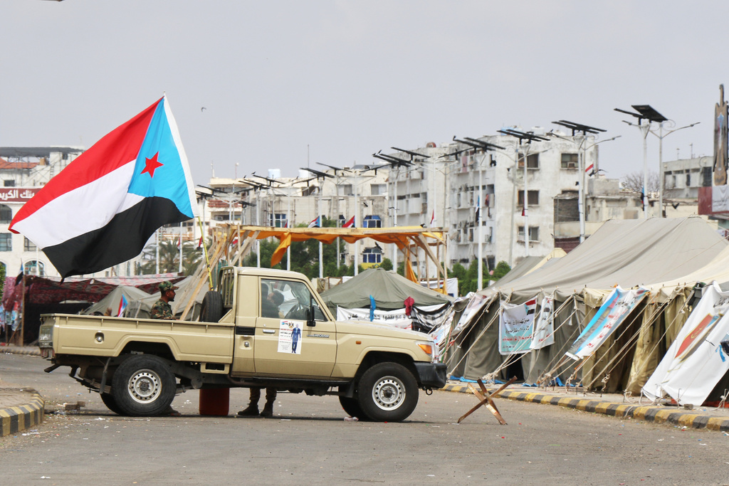 Saudi-allied government in Yemen seizes all UAE-backed territory in lightning offensive