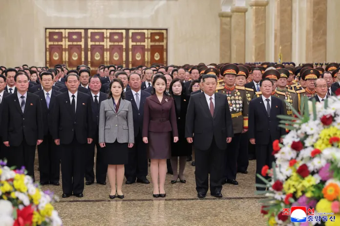 Kim Jong Un, Kim Ju Ae, and other prominent North Koreans attend a ceremony at the Palace of the Sun