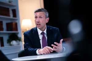 Ken Martin heralds Democrats’ plans ahead of midterm elections despite DNC’s financial woes