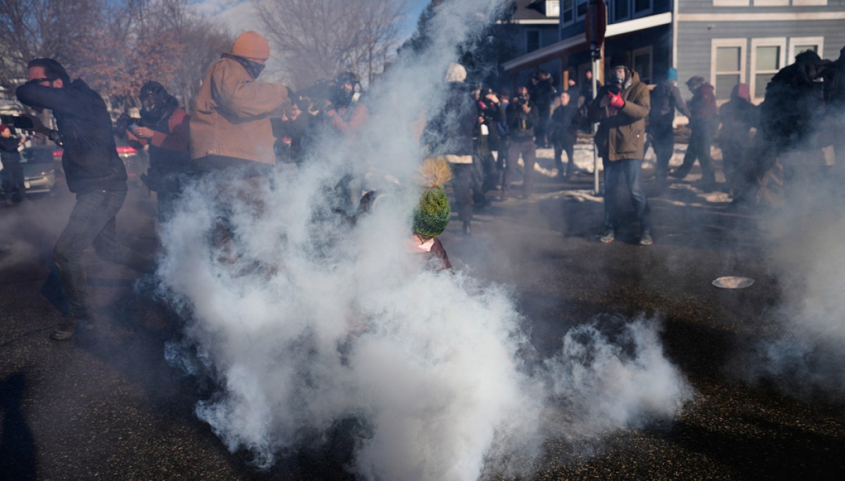 Trump threatens Minnesota with Insurrection Act after second federal shooting reignites protesters