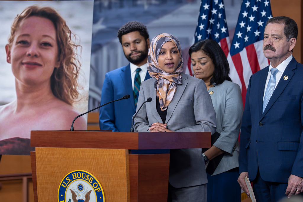 DOJ says ‘no basis’ for civil rights investigation of Minneapolis ICE shooting