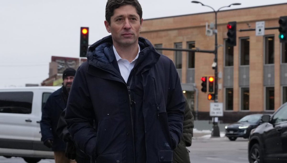 Minneapolis mayor says his city won’t take Trump’s ‘bait’ with 1,500 troops on standby