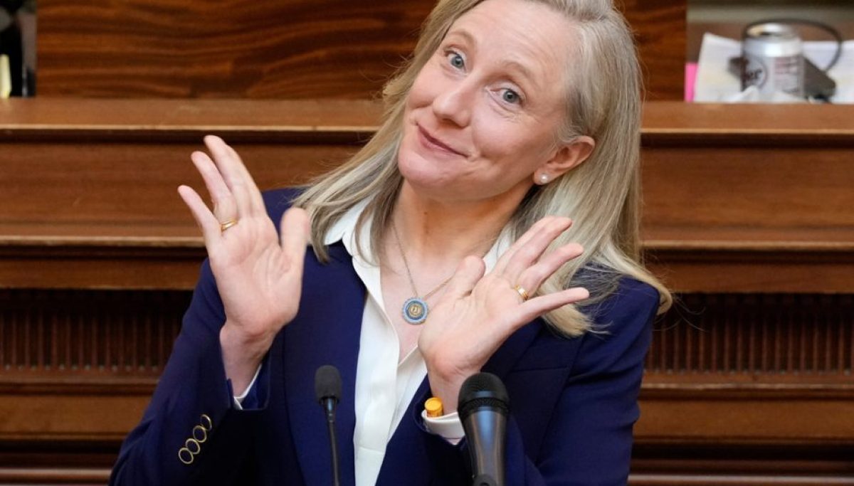 Spanberger orders termination of Virginia cooperation with ICE