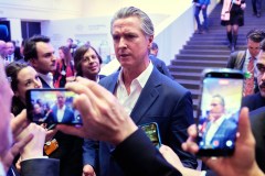 Newsom claims Trump administration blocked his Davos speaking engagement