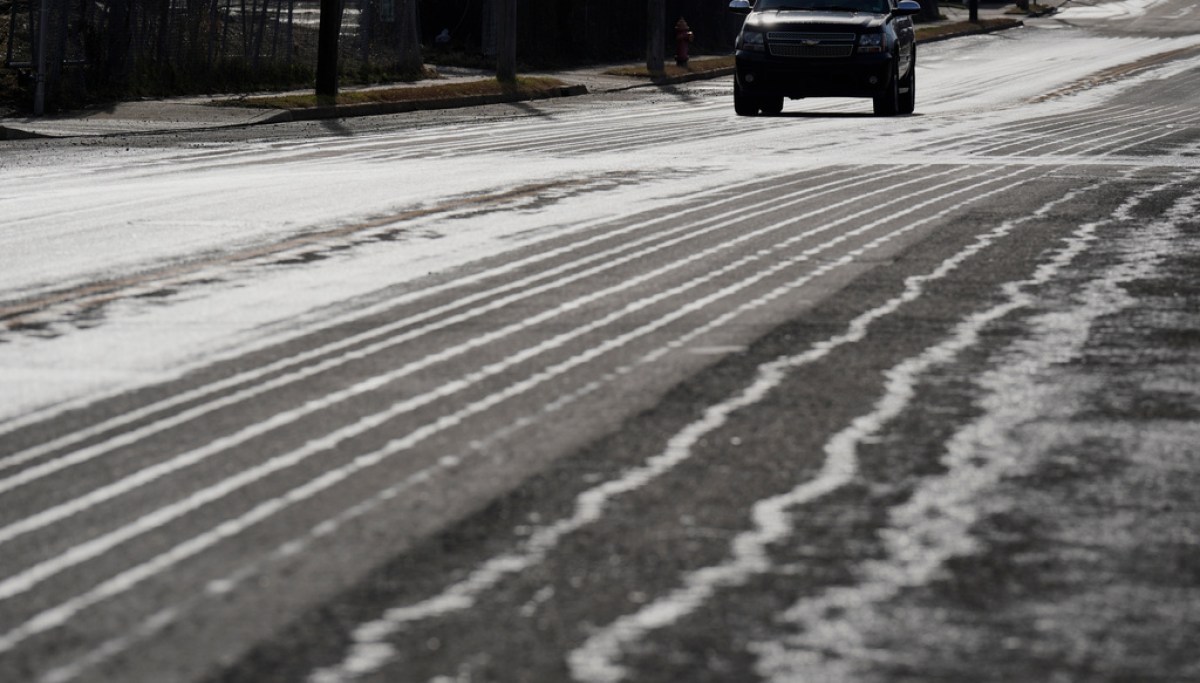 Trump trolls ‘Environmental Insurrectionists’ over global warming as winter storm prepares to hit eastern US