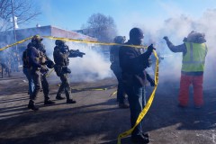 Chaos breaks out in ‘war zone’ Minneapolis after man shot dead by Border Patrol