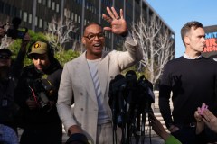 Don Lemon tells Jimmy Kimmel he offered to turn himself in ahead of arrest