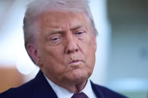 Trump tight-lipped on whether he backs agents’ decision to shoot Pretti