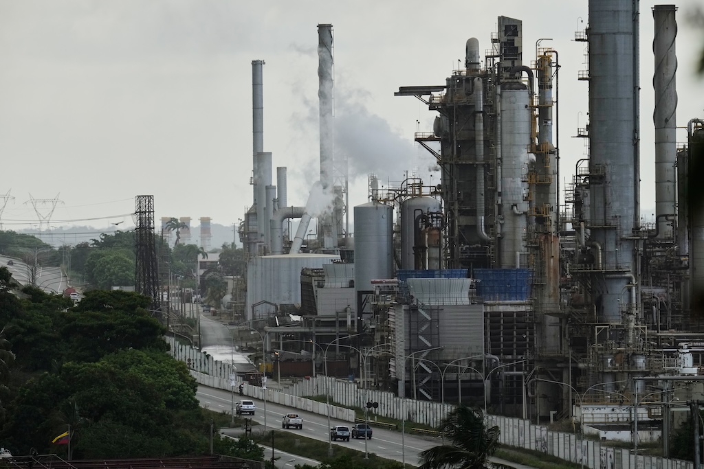 Trump claims that Venezuela stole US oil: What to know