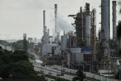 Trump claims that Venezuela stole US oil: What to know