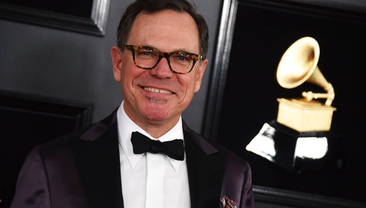 A new jazz orchestra with Kurt Elling comes to Washington