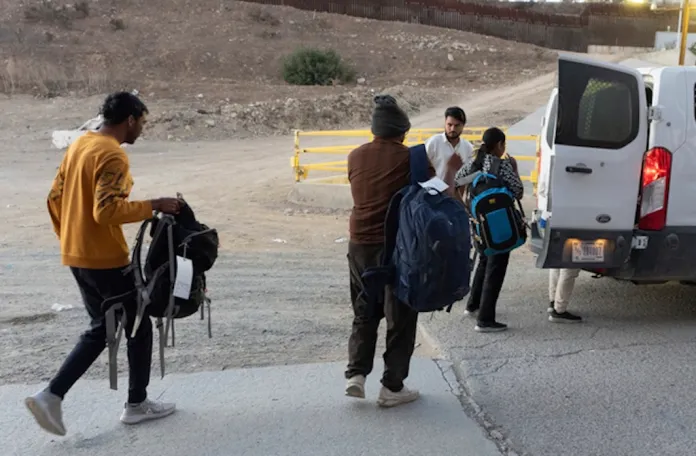 DHS releasing some illegal border crossers into US despite claims of ‘zero’ releases