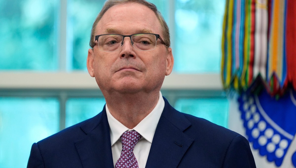 “Trump Adviser Demands Accountability for Those Attacking America First Trade Policies!”