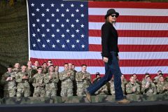 Kid Rock headlining Turning Point USA’s alternative Super Bowl halftime show