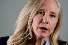 Spanberger support craters in new poll: ‘A bot for the Democratic Party’