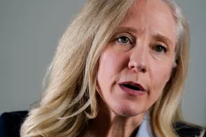 Spanberger support craters in new poll: ‘A bot for the Democratic Party’