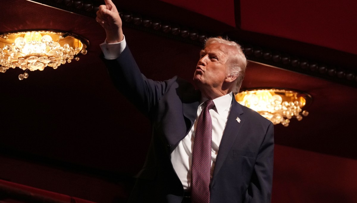 Trump says Kennedy Center repairs won't include 'ripping it down'