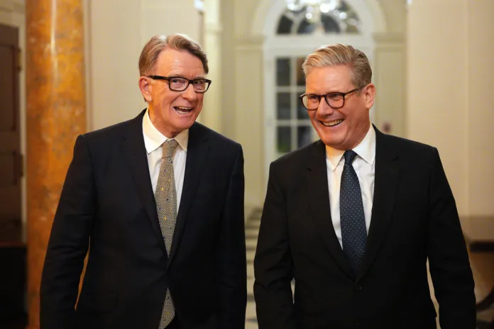 Starmer poses with Mandelson at the ambassador's residence in Washington 