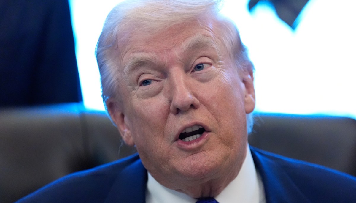 Trump’s huge cash haul gives GOP chance to defy history