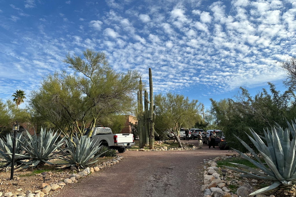 CBP deploying tracking dogs in search for Savannah Guthrie’s mother