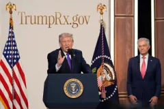 Trump unveils TrumpRx drug discount site in effort to lower prescription costs